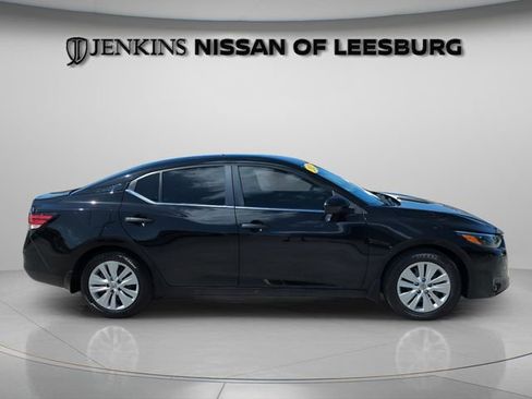 Certified 2025 Nissan Sentra S image 3