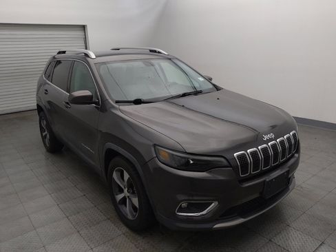 Used 2019 Jeep Cherokee Limited FWD image 13