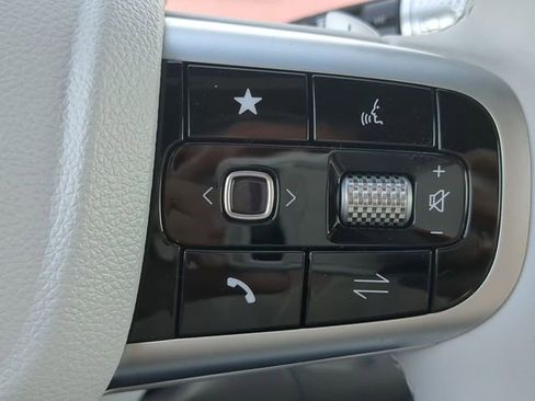 New 2026 Genesis GV70 2.5T Advanced image 24