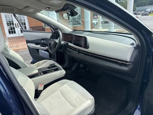 Used 2023 Nissan Ariya FWD image 54