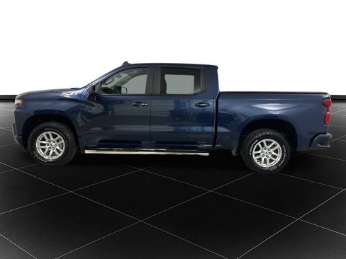 Used 2021 Chevrolet Silverado 1500 RST image 2