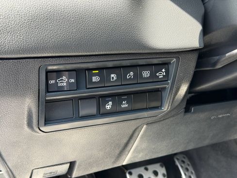 Used 2024 Toyota Tundra Limited w/ TRD Off-Road Package AWD/4WD image 15