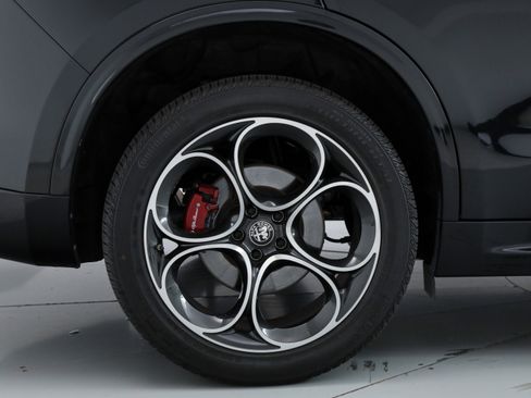 New 2025 Alfa Romeo Stelvio Sprint w/ Veloce Package image 21