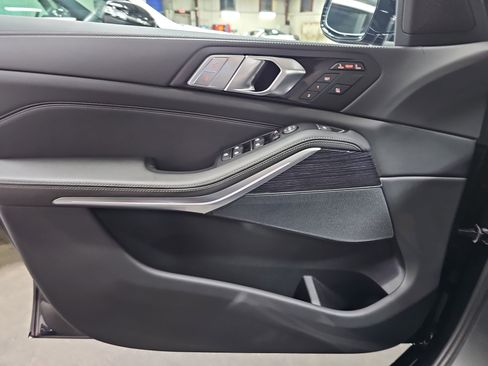 New 2026 BMW X7 xDrive40i w/ M Sport Package image 29