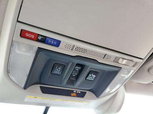 Used 2020 Subaru Forester Touring image 34