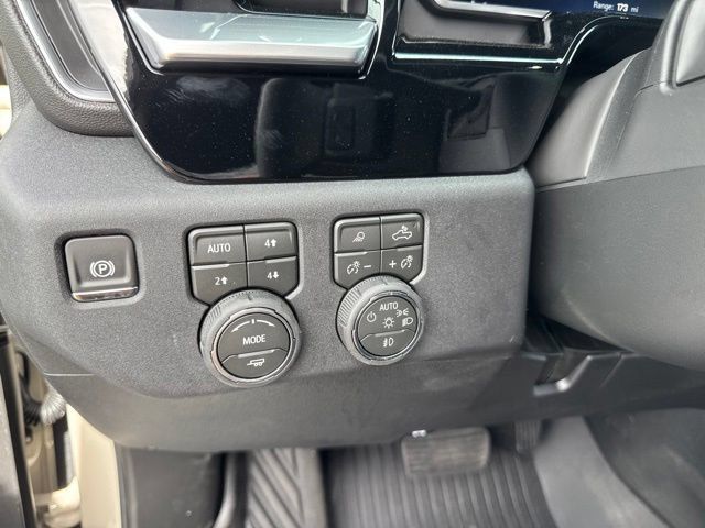 New 2026 Chevrolet Silverado 1500 RST w/ Safety Package AWD/4WD image 22
