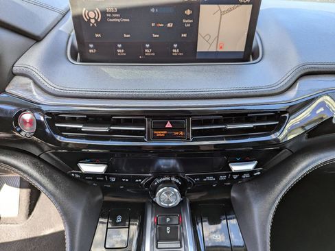 Used 2022 Acura MDX SH-AWD w/ Advance Package image 23