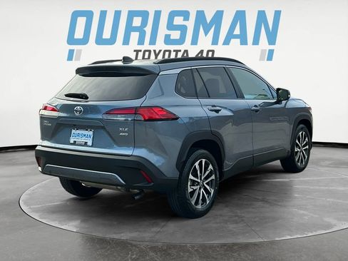 Certified 2025 Toyota Corolla Cross XLE image 7