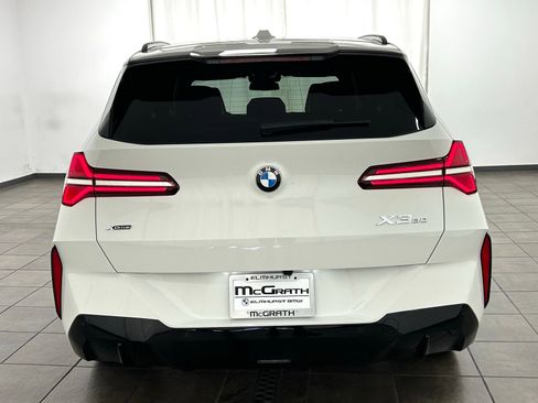 Used 2025 BMW X3 xDrive30i w/ Premium Package image 4