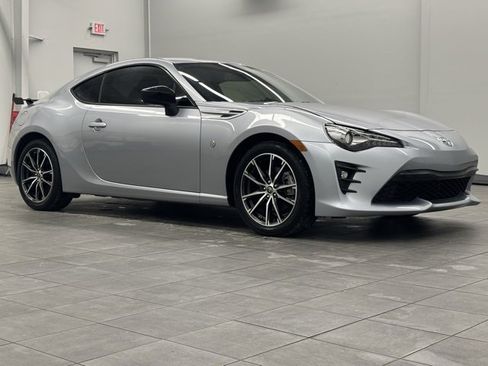 Used 2018 Toyota 86 GT image 1