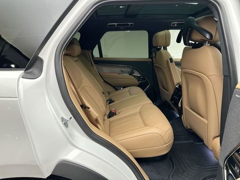 New 2026 Land Rover Range Rover Sport SE image 19