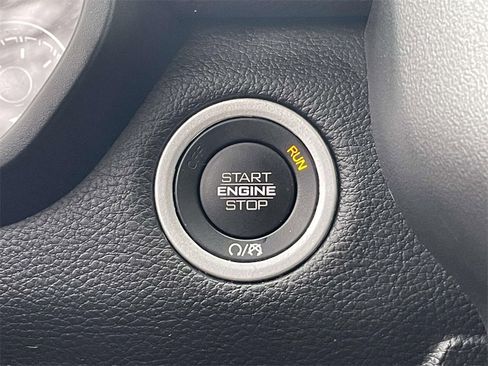 Used 2025 RAM 1500 Laramie image 29