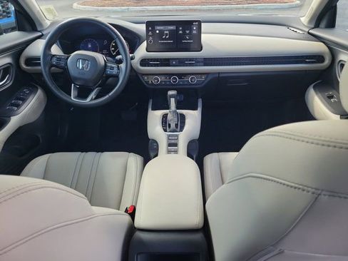Used 2026 Honda HR-V EX-L image 2