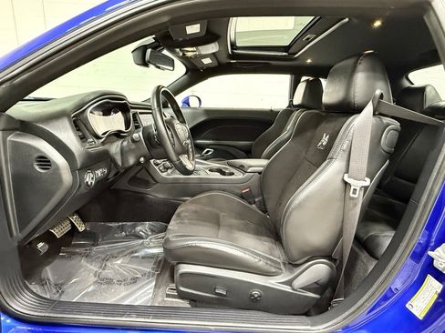 Used 2018 Dodge Challenger R/T Scat Pack w/ Dynamics Package image 25