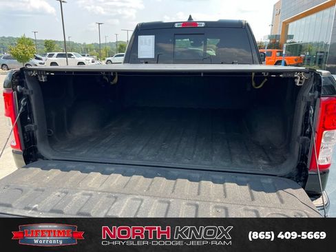 Used 2022 RAM 1500 Big Horn AWD/4WD image 18