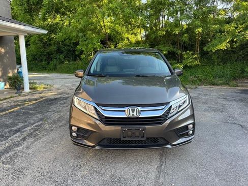 Used 2019 Honda Odyssey EX-L image 2