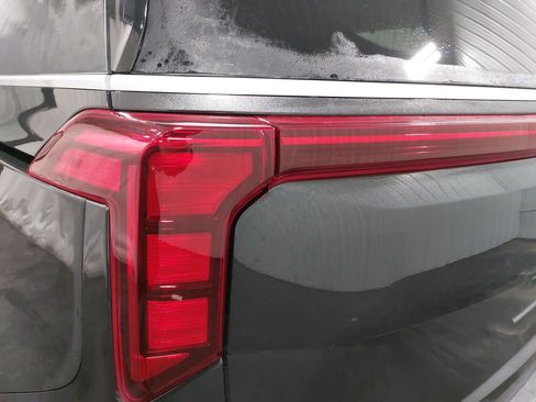 New 2026 Kia Carnival EX image 36