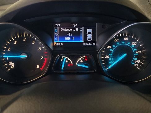 Used 2016 Ford Escape SE w/ SE Chrome Package image 23