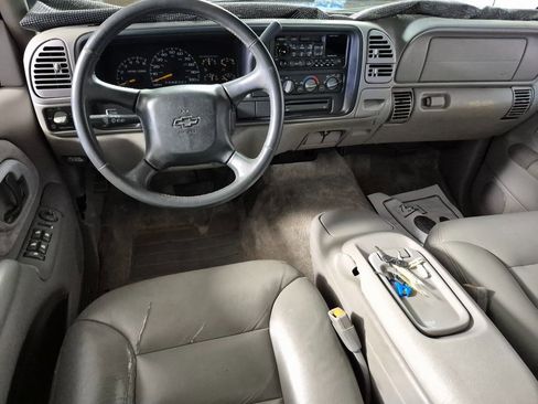 Used 1999 Chevrolet Suburban 2WD w/ Preferred Equipment Group 3 image 10