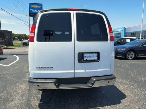 Used 2022 Chevrolet Express 2500 LS w/ Driver Convenience Package RWD image 7