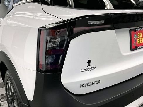 New 2026 Nissan Kicks SV w/ Cold Weather Package AWD/4WD image 21