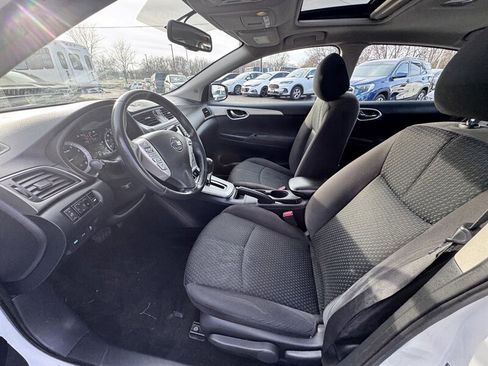 Used 2014 Nissan Sentra SR w/ Premium Package image 11