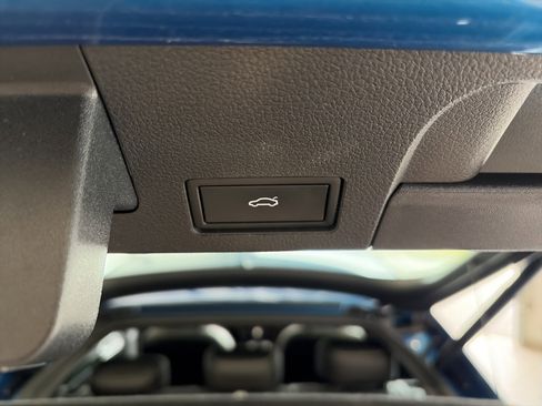 Used 2023 Volkswagen Arteon SEL Premium image 33