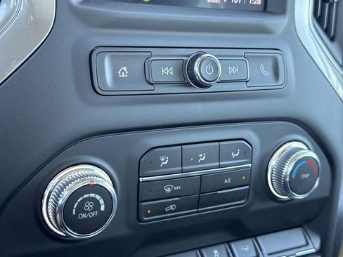New 2026 GMC Sierra 2500 Pro image 11