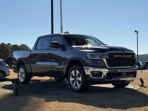 New 2026 RAM 1500 4x4 Crew Cab image 9