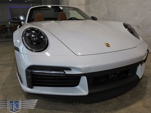 Used 2025 Porsche 911 Turbo S AWD/4WD image 9