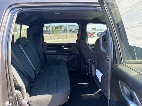 New 2026 RAM 1500 Big Horn AWD/4WD image 29