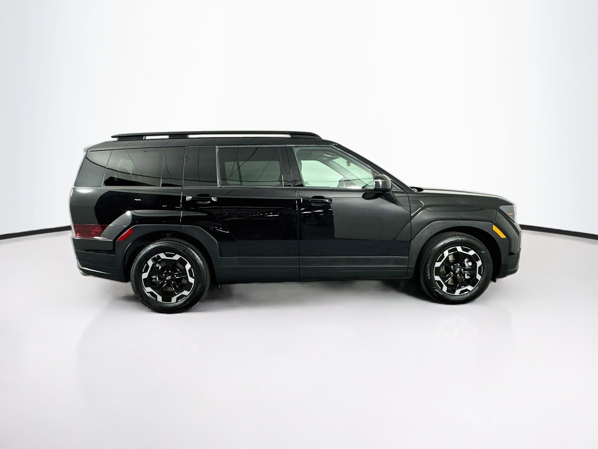 Used 2026 Hyundai Santa Fe SEL AWD/4WD image 10