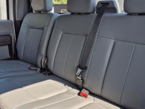 Used 2015 Ford F250 XL w/ Power Equipment Group AWD/4WD image 13