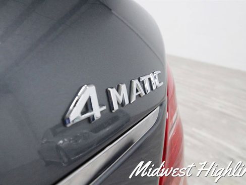 Used 2010 Mercedes-Benz S 550 4MATIC image 17