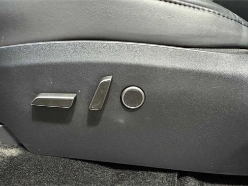 Used 2024 Tesla Model Y Long Range image 29