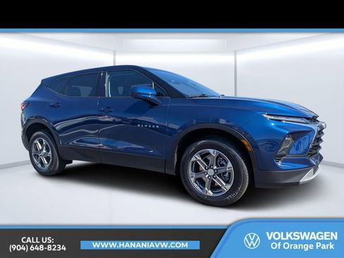 Used 2023 Chevrolet Blazer LT image 1