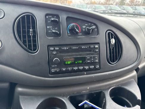 Used 2007 Ford E-350 and Econoline 350 XL image 15
