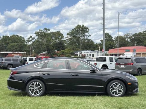 Used 2023 Hyundai Sonata SEL FWD image 4