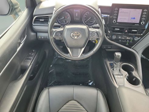 Used 2023 Toyota Camry SE image 10
