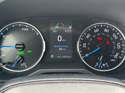 Used 2021 Toyota RAV4 XLE AWD/4WD image 27