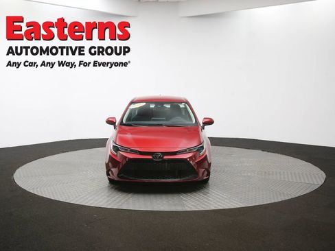 Used 2022 Toyota Corolla LE image 48