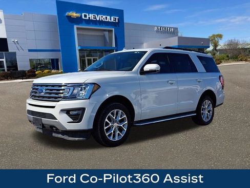 Used 2021 Ford Expedition XLT image 4
