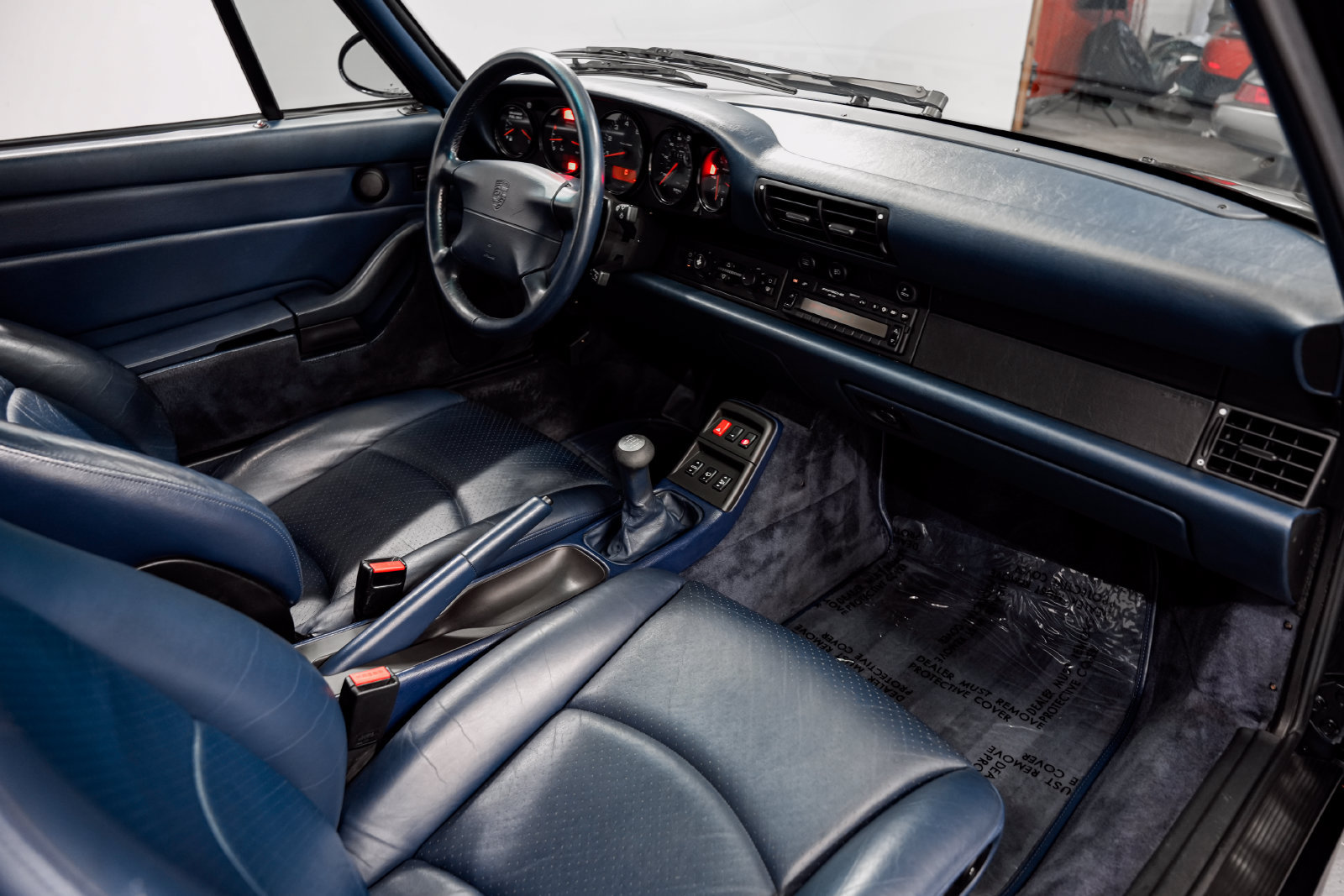 Used 1996 Porsche 911 Carrera 4S AWD/4WD image 30