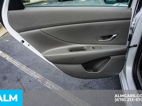 Used 2024 Hyundai Elantra SEL FWD image 49