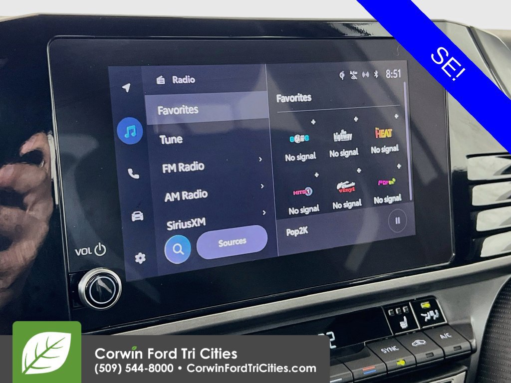 Used 2025 Toyota Camry SE w/ Convenience Package AWD/4WD image 21