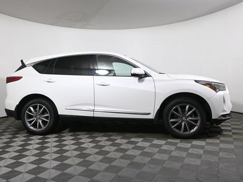 Used 2023 Acura RDX AWD w/ Technology Package image 8