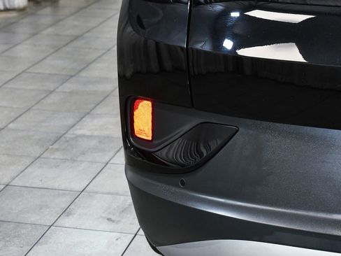 Used 2023 Volkswagen ID.4 Pro S Plus image 76