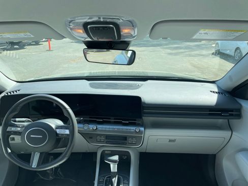 Used 2025 Hyundai Kona SEL image 33