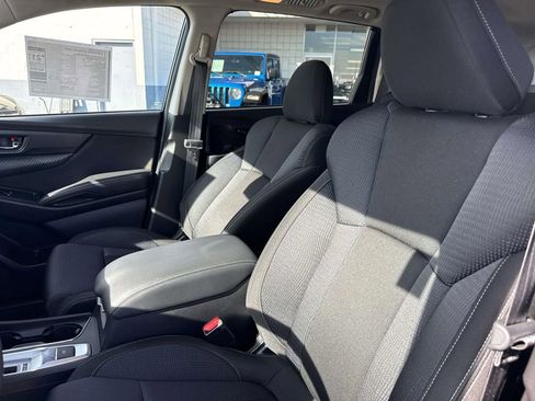 Used 2024 Subaru Ascent Premium w/ Convenience Package image 24