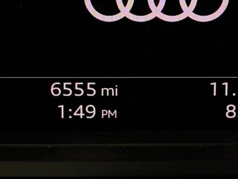 Used 2024 Audi Q4 e-tron Premium Plus w/ Premium Plus image 15